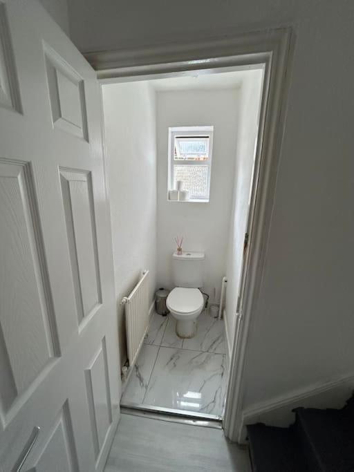 East London 2 Bedroom Flat 외부 사진